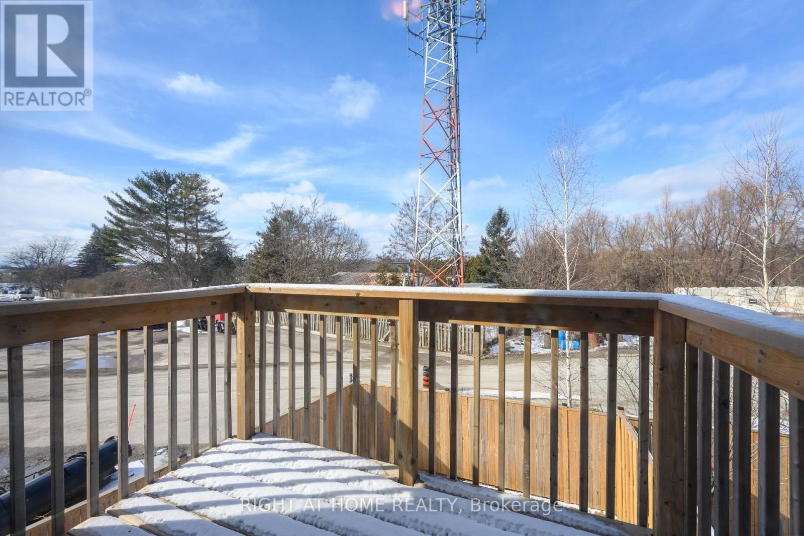 












48 MARKLE CRESCENT

,
Hamilton (Ancaster),




Ontario
L9G0H3

