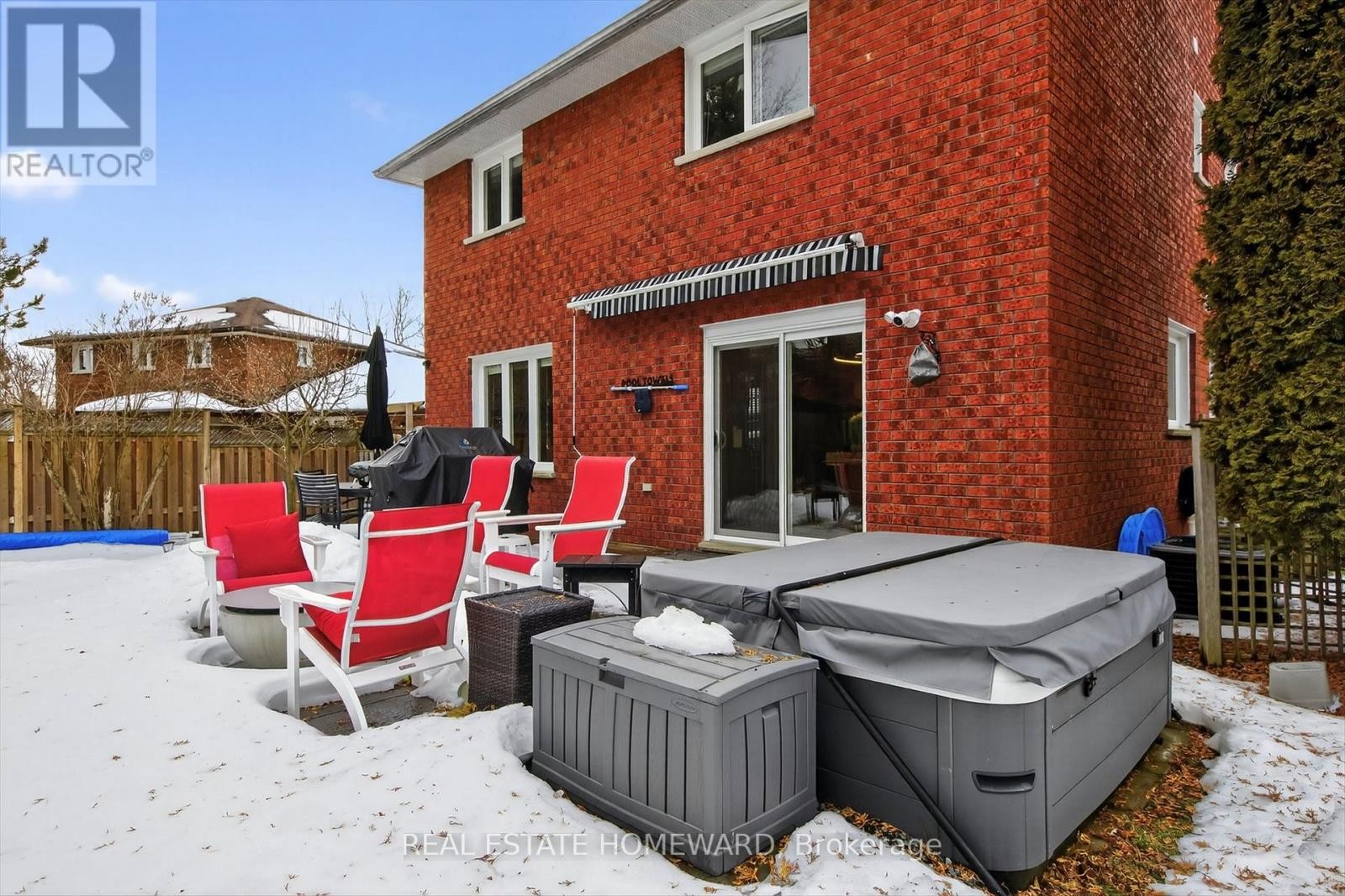 












1530 SCOLLARD CRESCENT

,
Peterborough (Ashburnham Ward 4),




Ontario
K9H7L1

