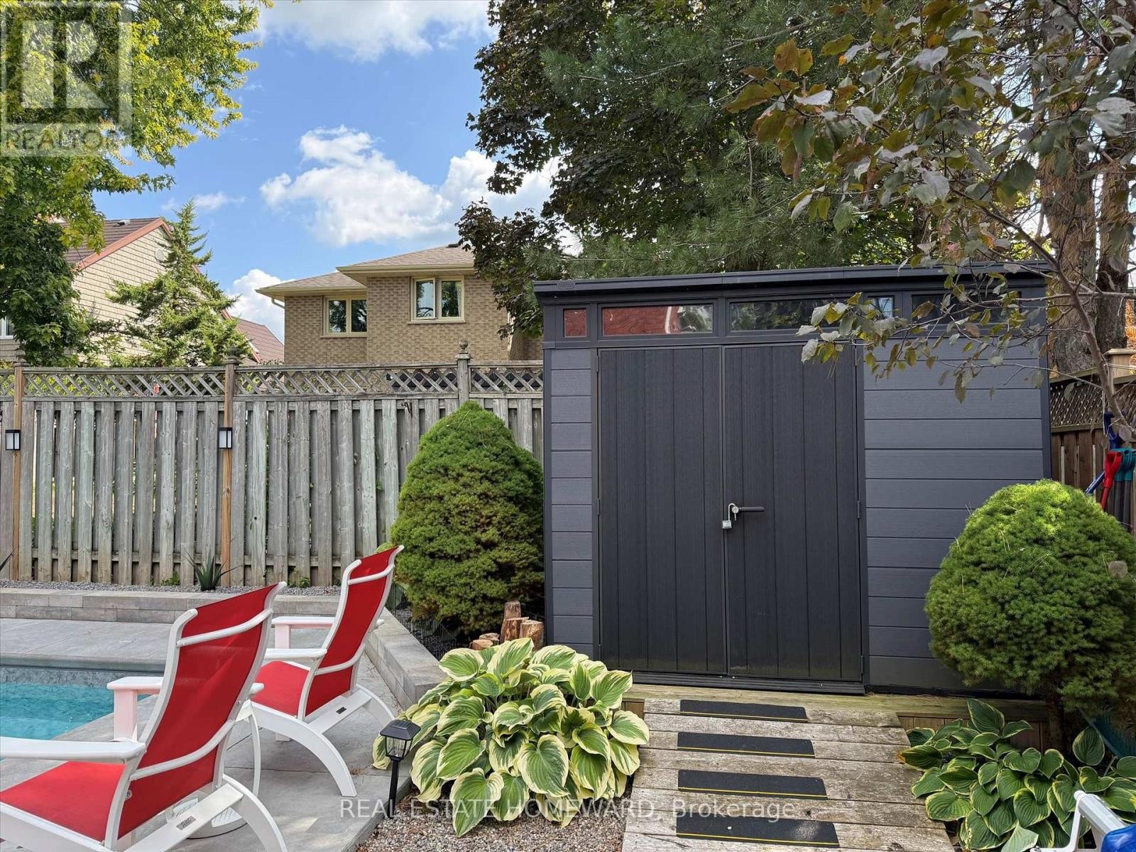 












1530 SCOLLARD CRESCENT

,
Peterborough (Ashburnham Ward 4),




Ontario
K9H7L1

