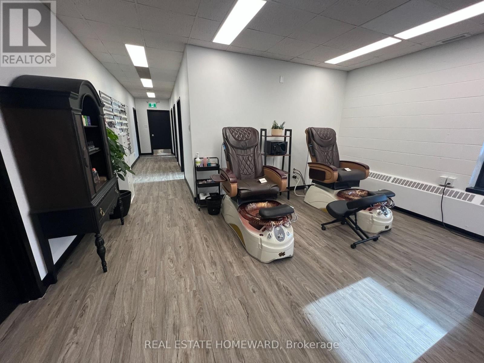 












307-307A BRIDGE STREET W

,
Greater Napanee (Greater Napanee),




Ontario
K7R3L1

