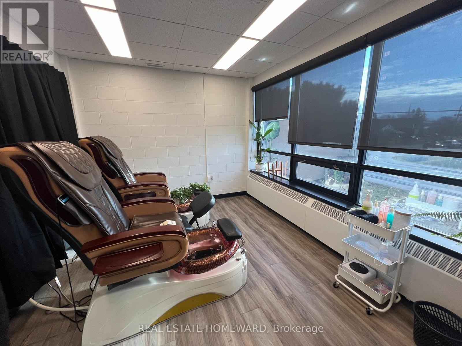 












307-307A BRIDGE STREET W

,
Greater Napanee (Greater Napanee),




Ontario
K7R3L1

