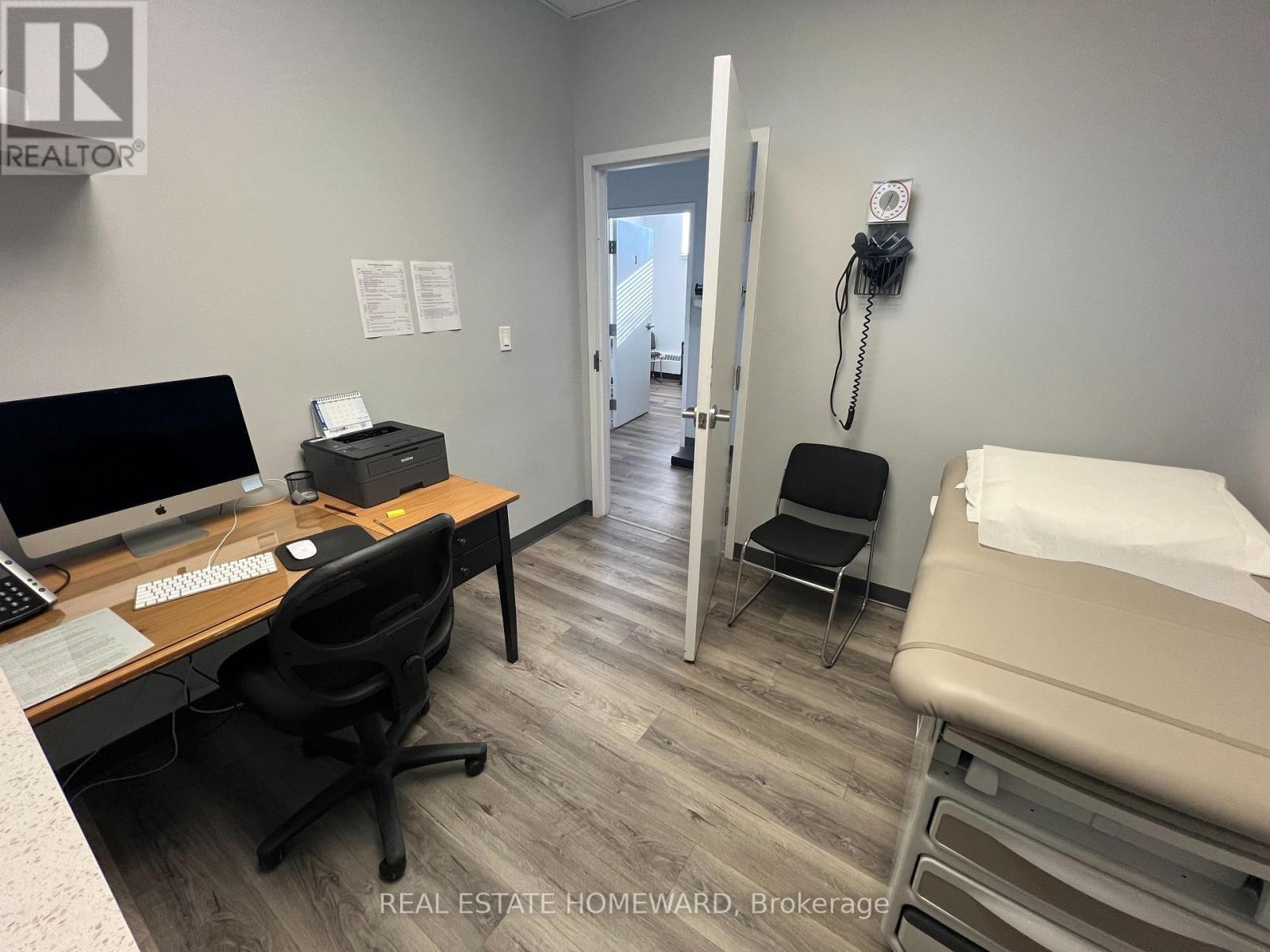 












307-307A BRIDGE STREET W

,
Greater Napanee (Greater Napanee),




Ontario
K7R3L1

