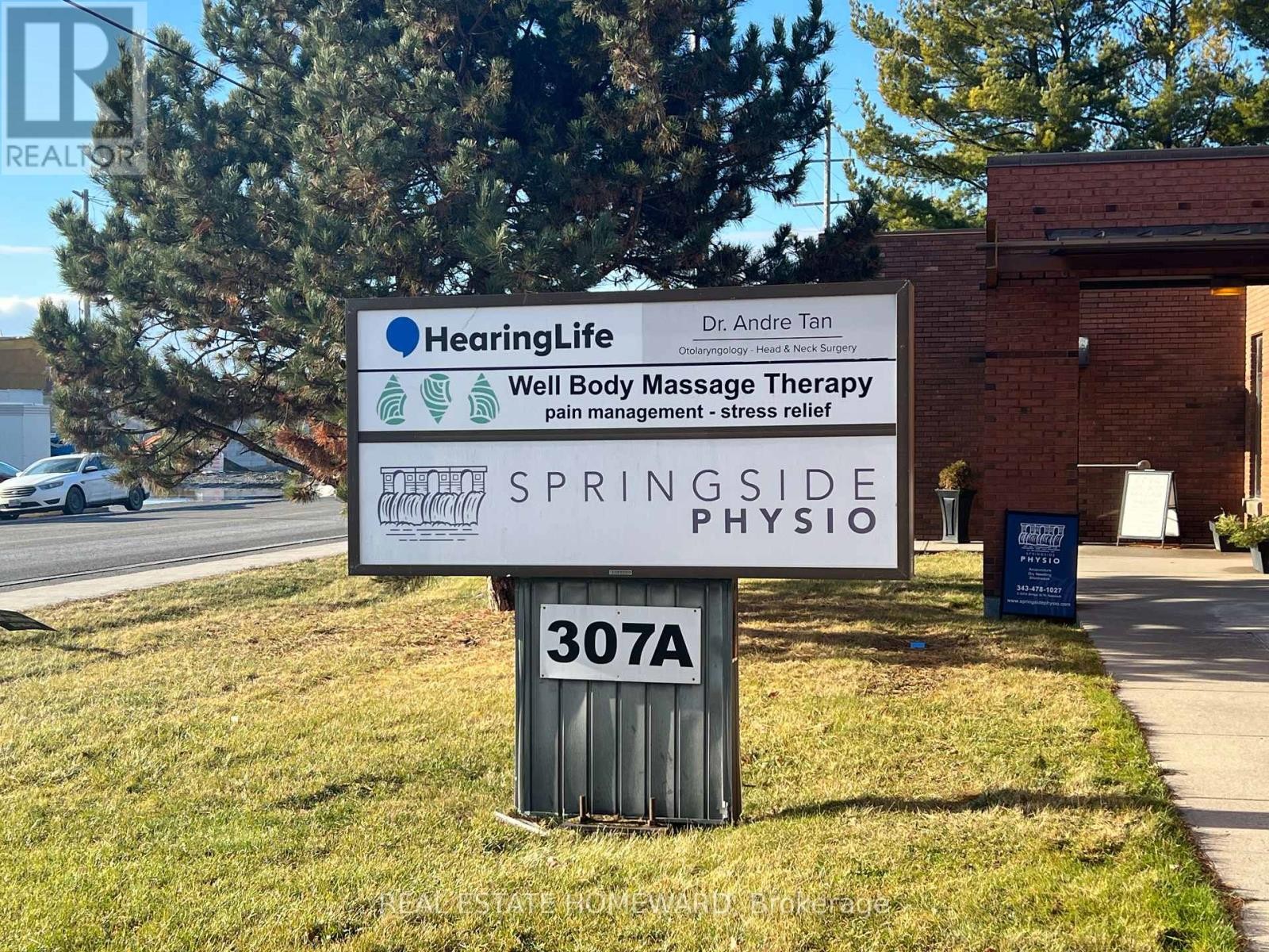 












307-307A BRIDGE STREET W

,
Greater Napanee (Greater Napanee),




Ontario
K7R3L1

