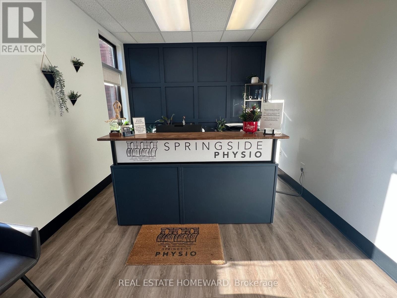 












307-307A BRIDGE STREET W

,
Greater Napanee (Greater Napanee),




Ontario
K7R3L1

