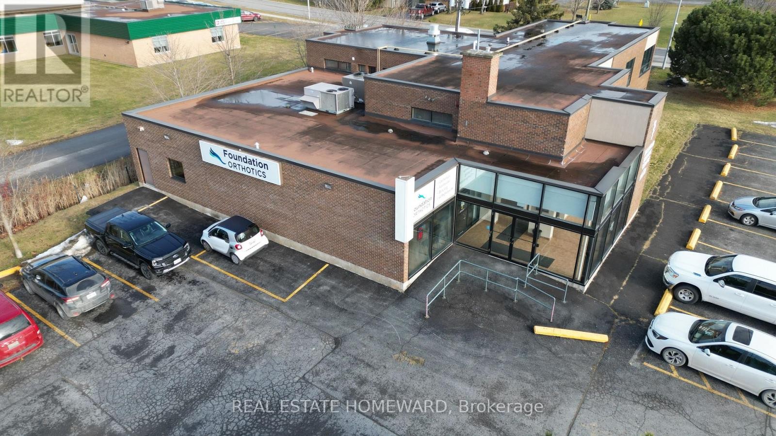 












307-307A BRIDGE STREET W

,
Greater Napanee (Greater Napanee),




Ontario
K7R3L1

