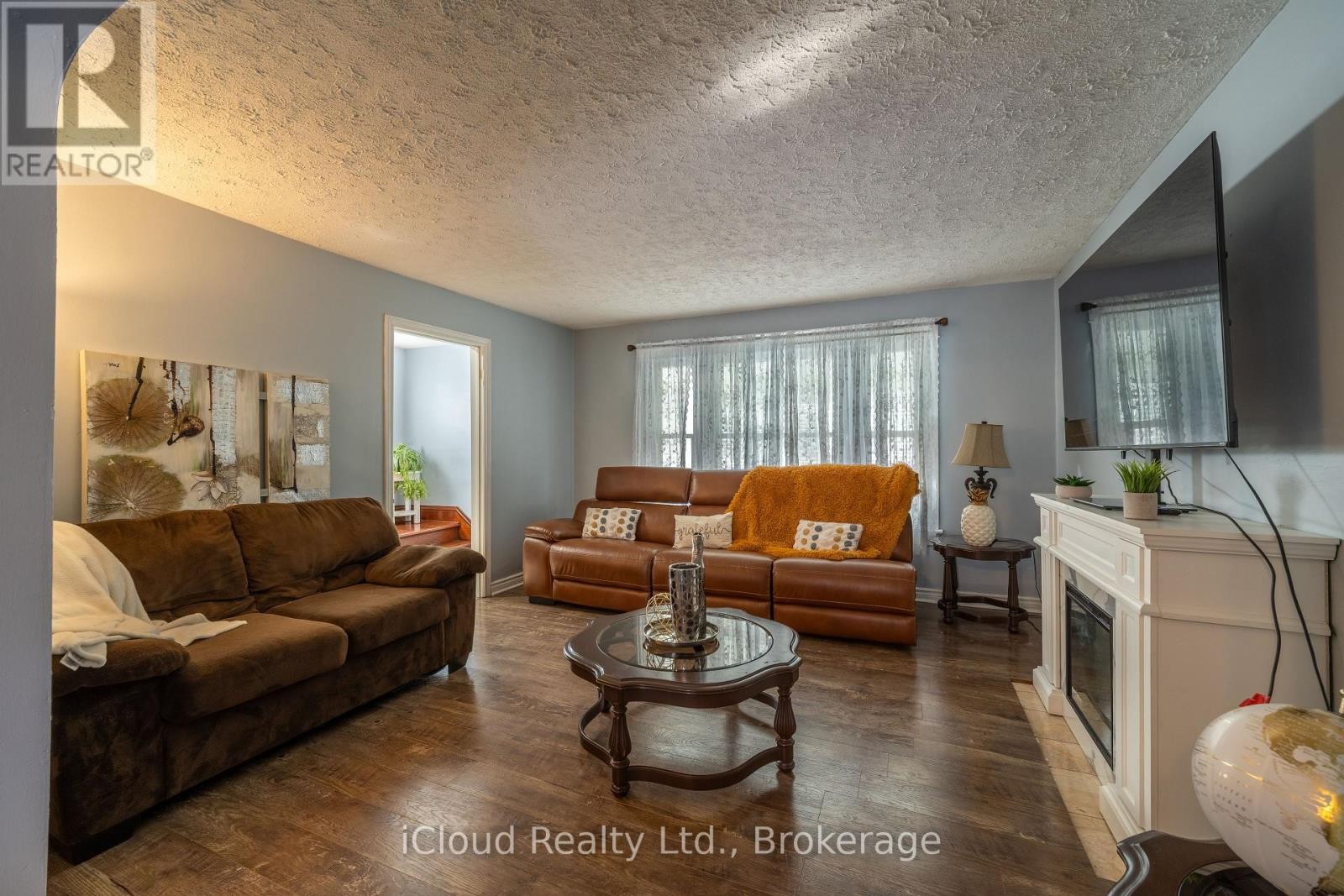 












2 RICHMOND AVENUE

,
St. Catharines (E. Chester),




Ontario
L2R3W7

