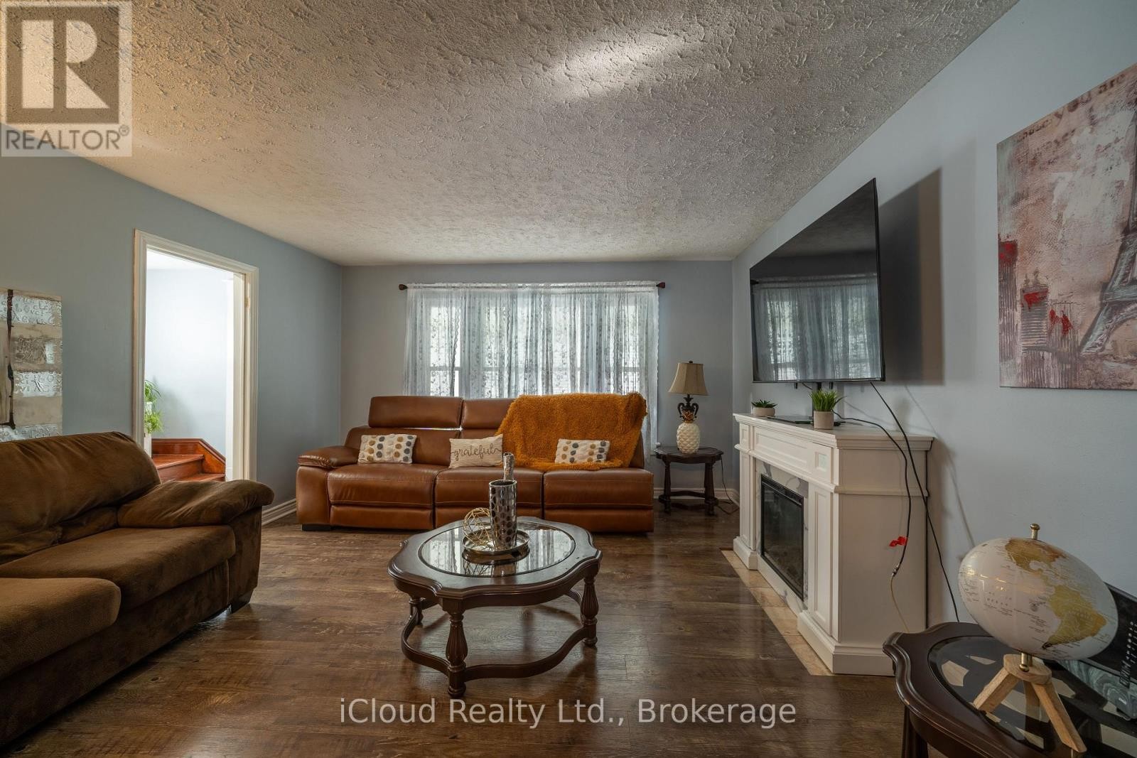 












2 RICHMOND AVENUE

,
St. Catharines (E. Chester),




Ontario
L2R3W7

