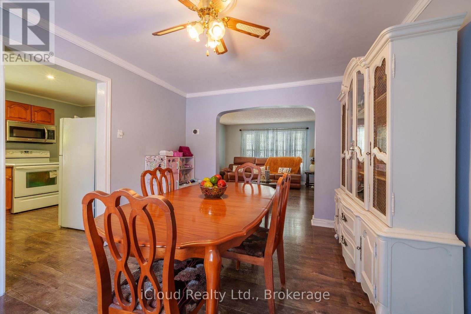 












2 RICHMOND AVENUE

,
St. Catharines (E. Chester),




Ontario
L2R3W7

