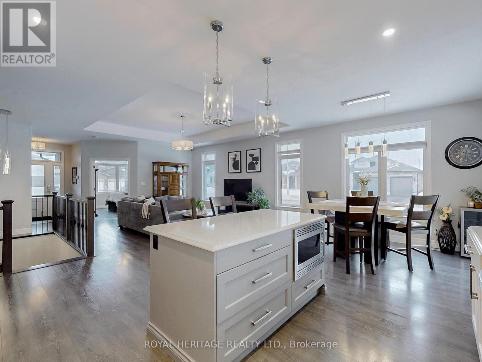 












22 BEL AIR CRESCENT

,
Quinte West (Murray Ward),




Ontario
K8V0H4

