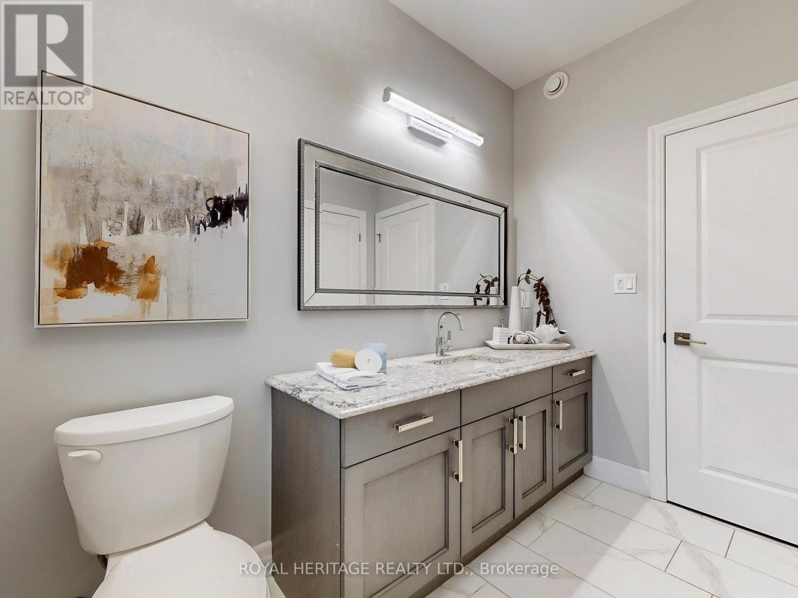 












22 BEL AIR CRESCENT

,
Quinte West (Murray Ward),




Ontario
K8V0H4

