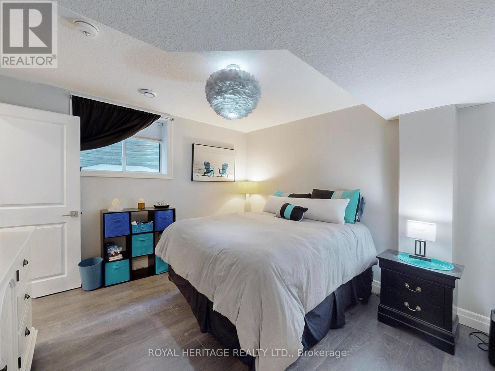 












22 BEL AIR CRESCENT

,
Quinte West (Murray Ward),




Ontario
K8V0H4

