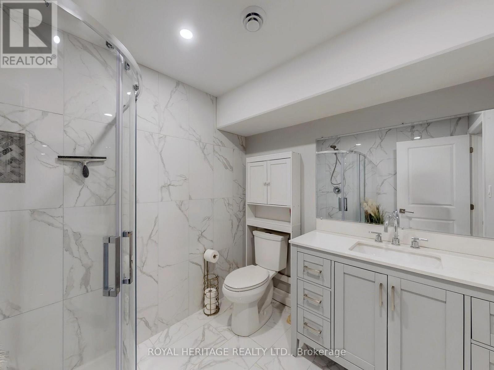 












22 BEL AIR CRESCENT

,
Quinte West (Murray Ward),




Ontario
K8V0H4

