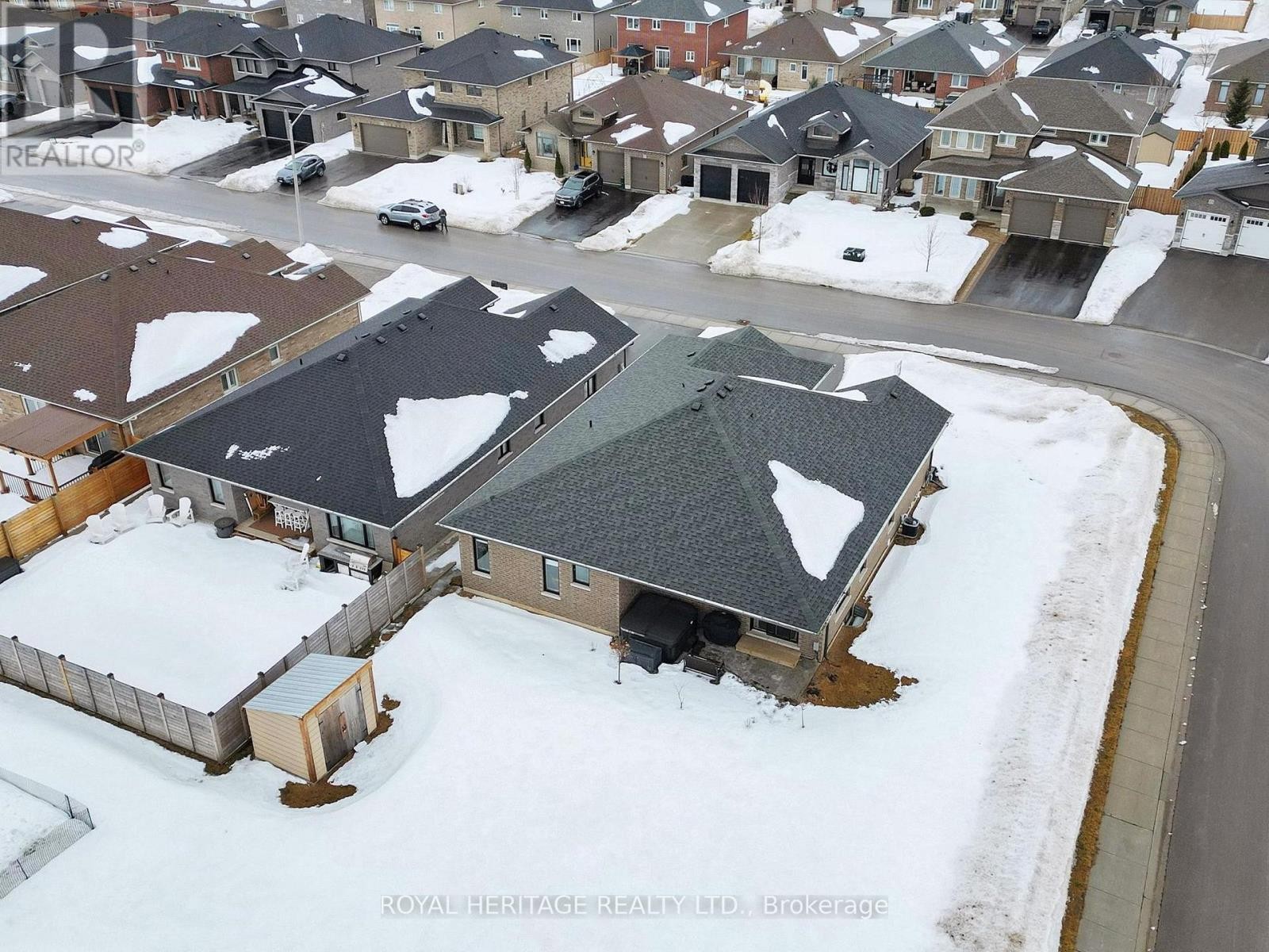 












22 BEL AIR CRESCENT

,
Quinte West (Murray Ward),




Ontario
K8V0H4

