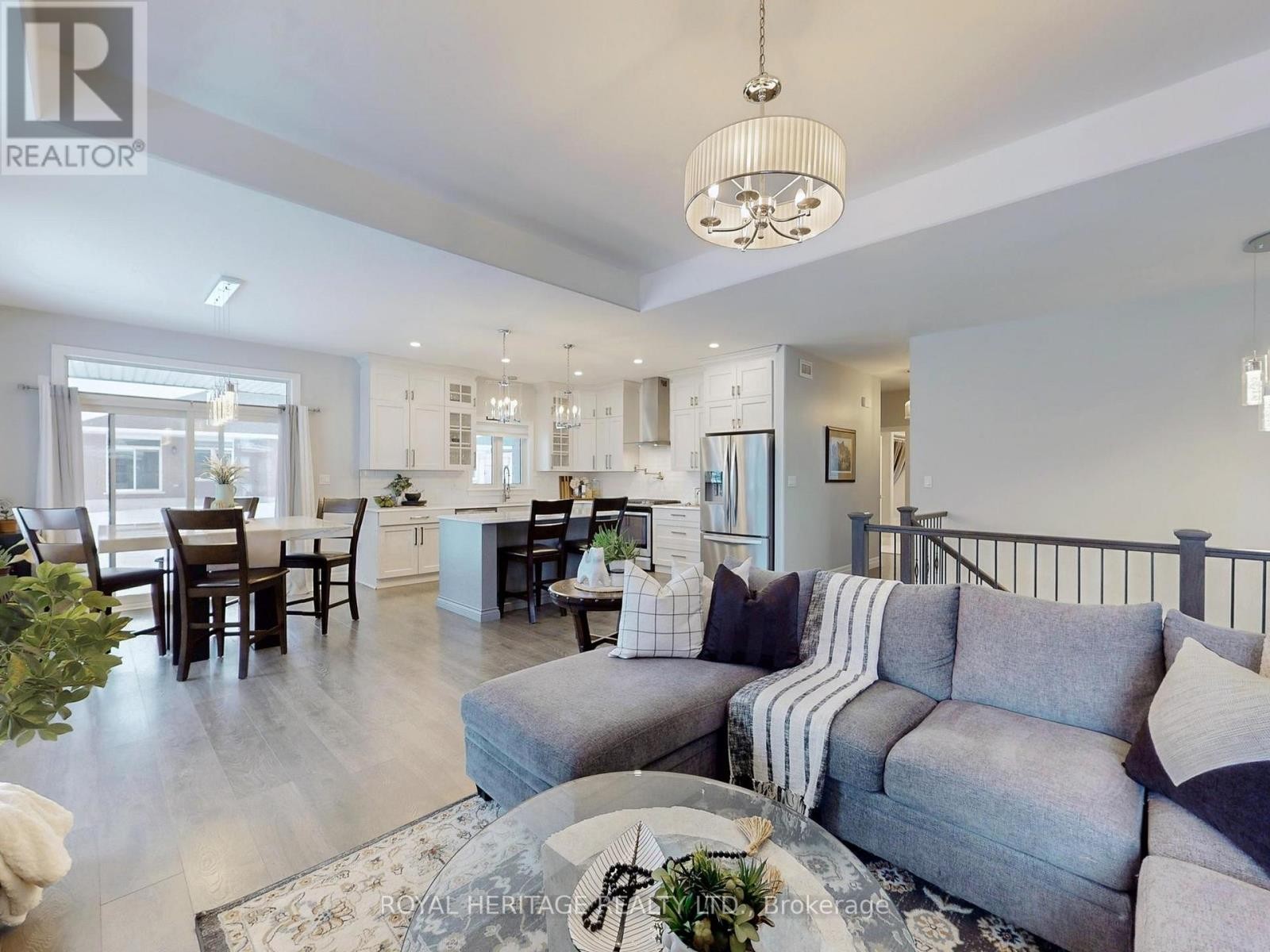 












22 BEL AIR CRESCENT

,
Quinte West (Murray Ward),




Ontario
K8V0H4

