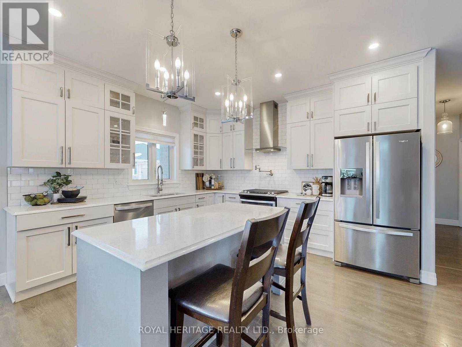 












22 BEL AIR CRESCENT

,
Quinte West (Murray Ward),




Ontario
K8V0H4

