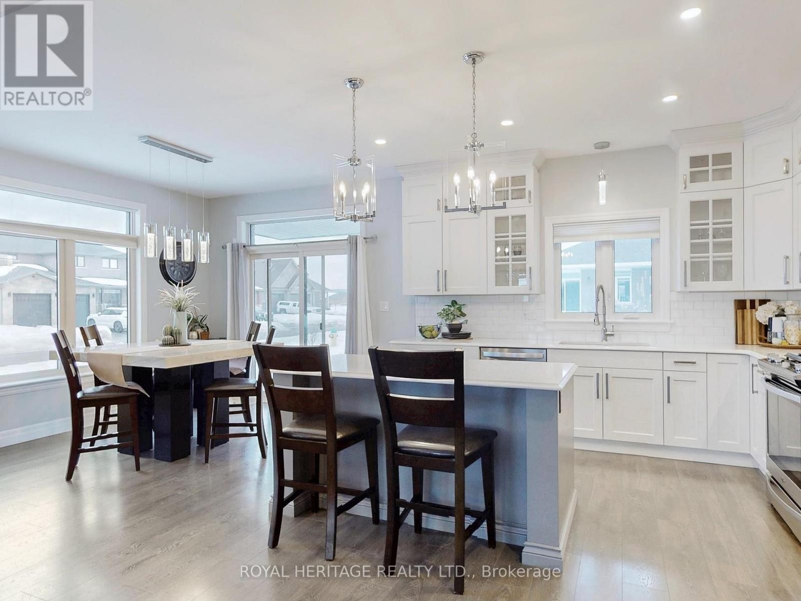 












22 BEL AIR CRESCENT

,
Quinte West (Murray Ward),




Ontario
K8V0H4

