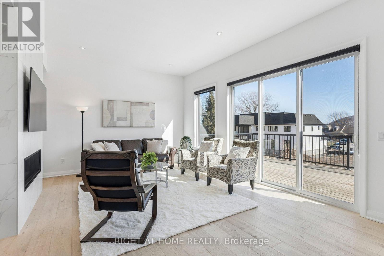 












66 KENMIR AVENUE

,
Niagara-on-the-Lake (St. Davids),




Ontario
L0S1J0

