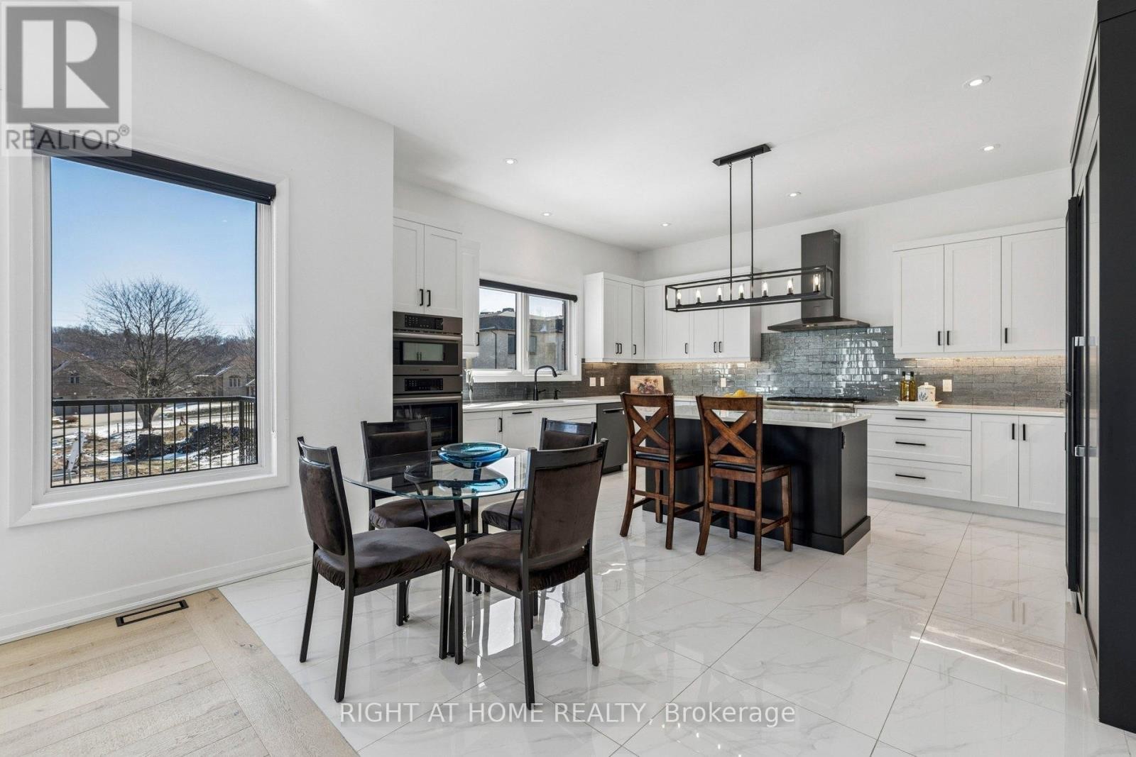 












66 KENMIR AVENUE

,
Niagara-on-the-Lake (St. Davids),




Ontario
L0S1J0

