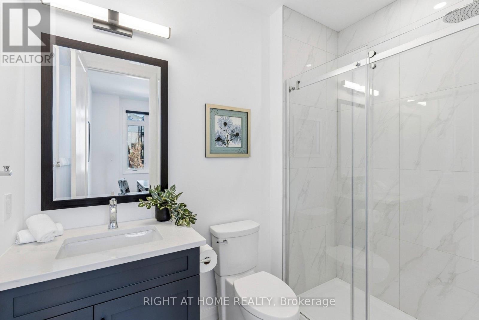 












66 KENMIR AVENUE

,
Niagara-on-the-Lake (St. Davids),




Ontario
L0S1J0

