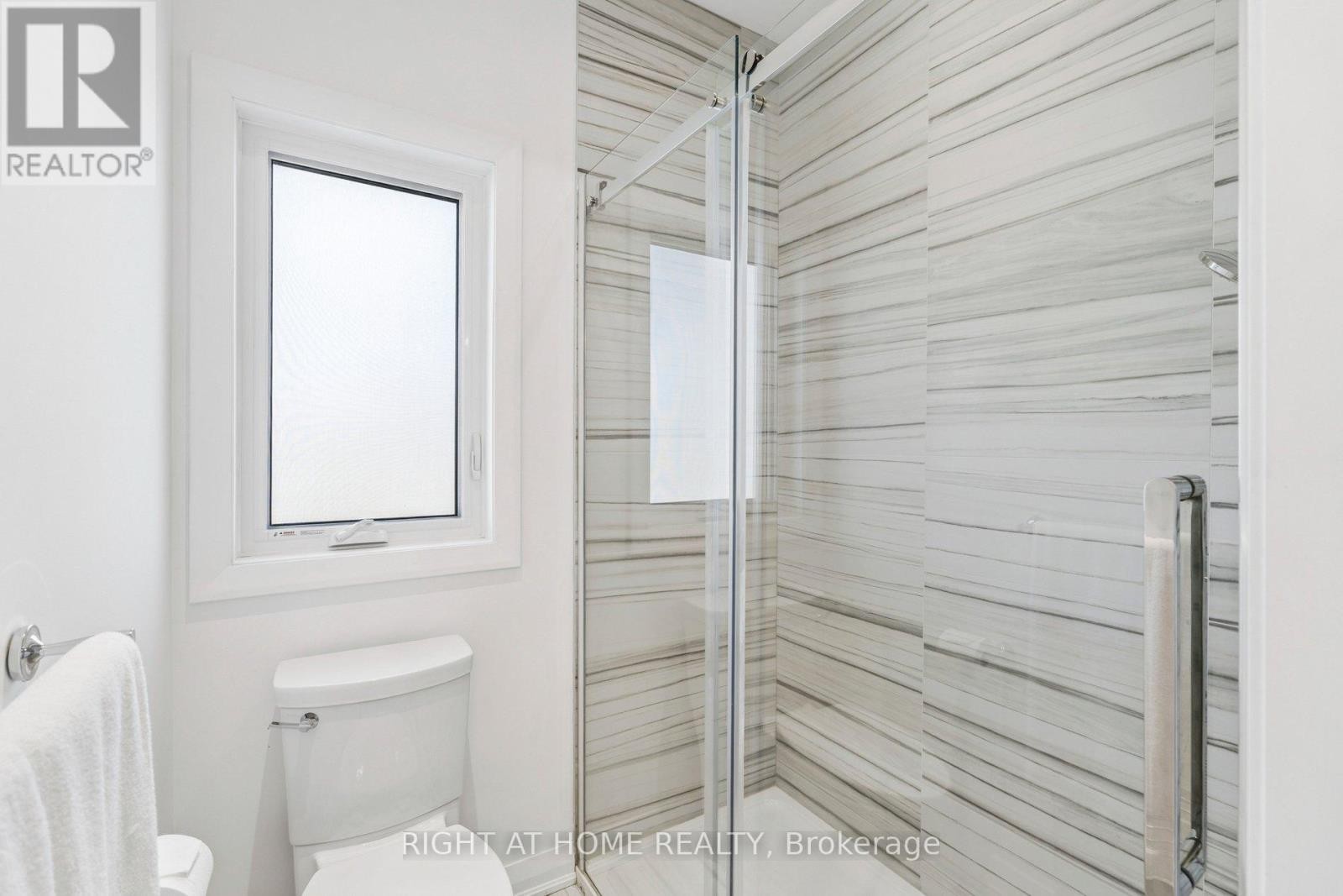 












66 KENMIR AVENUE

,
Niagara-on-the-Lake (St. Davids),




Ontario
L0S1J0

