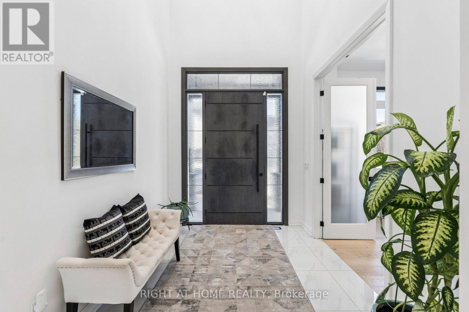 












66 KENMIR AVENUE

,
Niagara-on-the-Lake (St. Davids),




Ontario
L0S1J0

