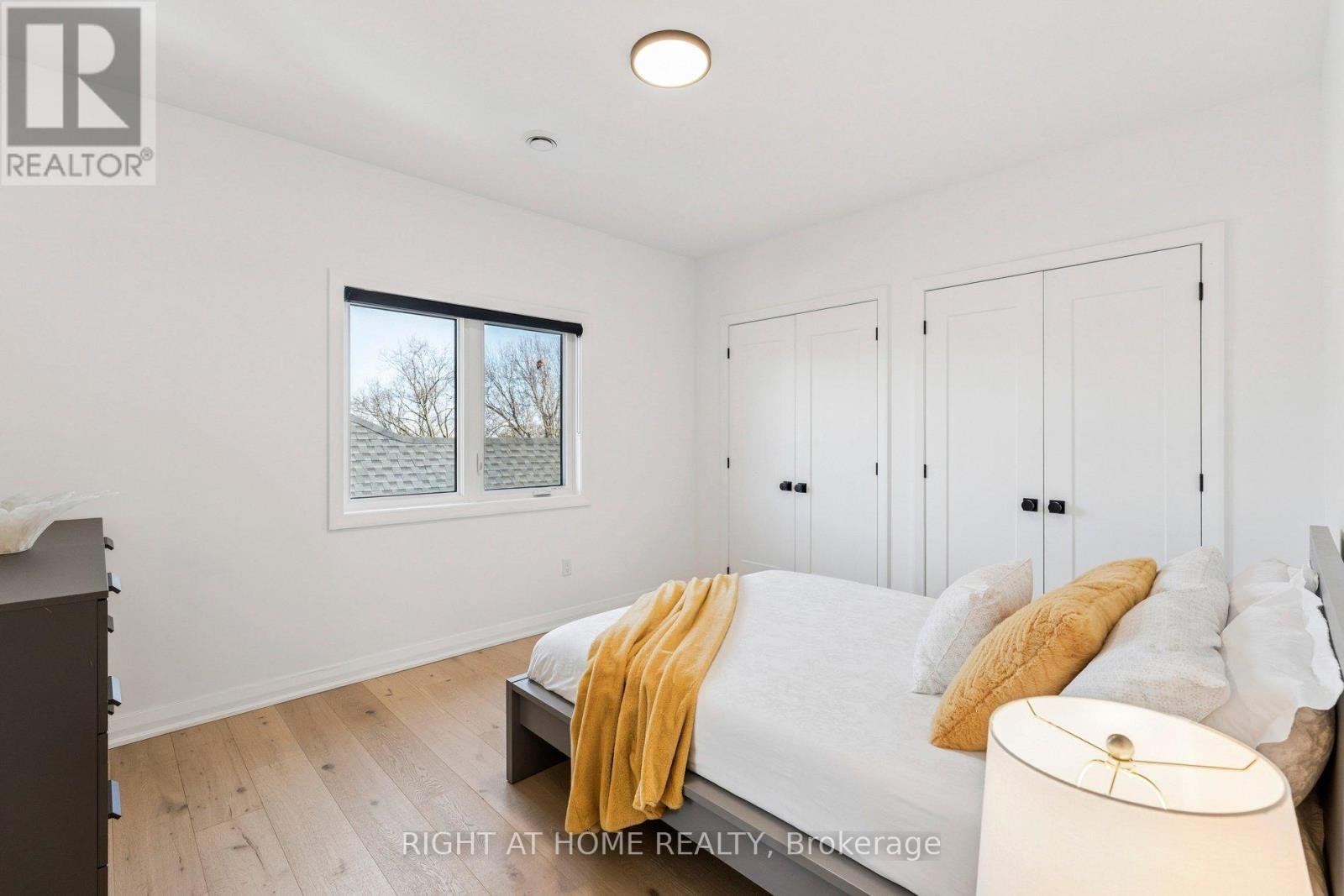 












66 KENMIR AVENUE

,
Niagara-on-the-Lake (St. Davids),




Ontario
L0S1J0

