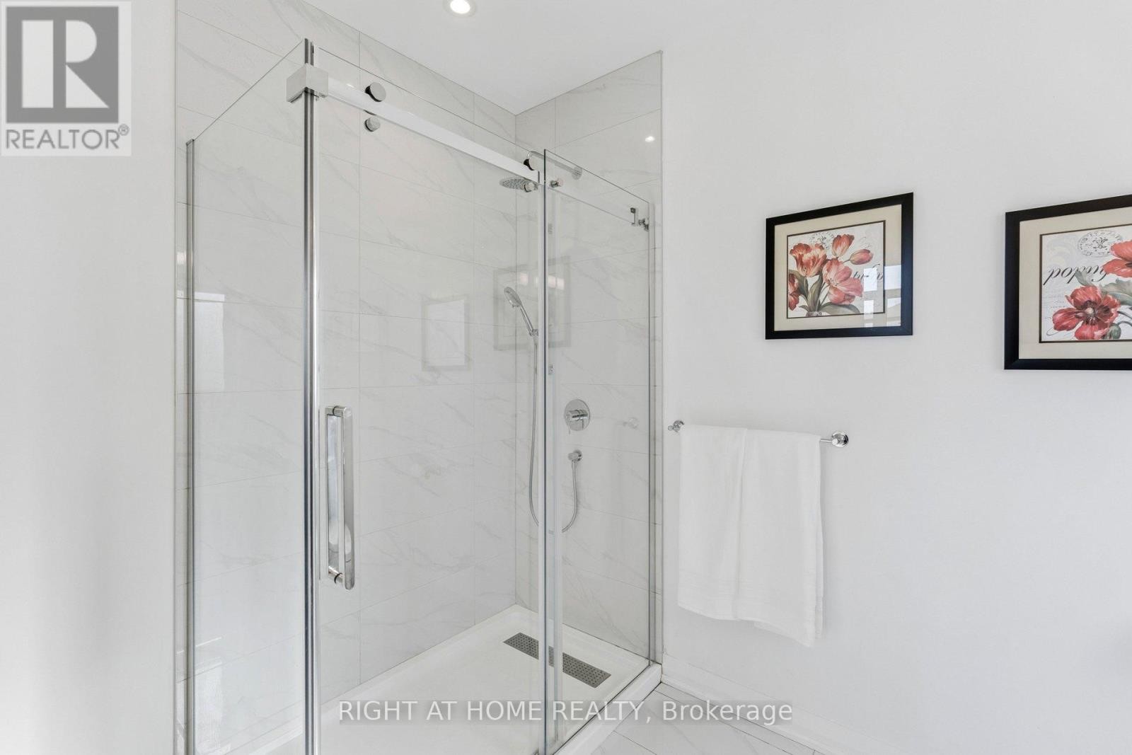 












66 KENMIR AVENUE

,
Niagara-on-the-Lake (St. Davids),




Ontario
L0S1J0

