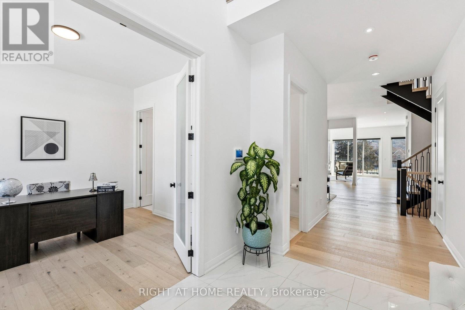 












66 KENMIR AVENUE

,
Niagara-on-the-Lake (St. Davids),




Ontario
L0S1J0

