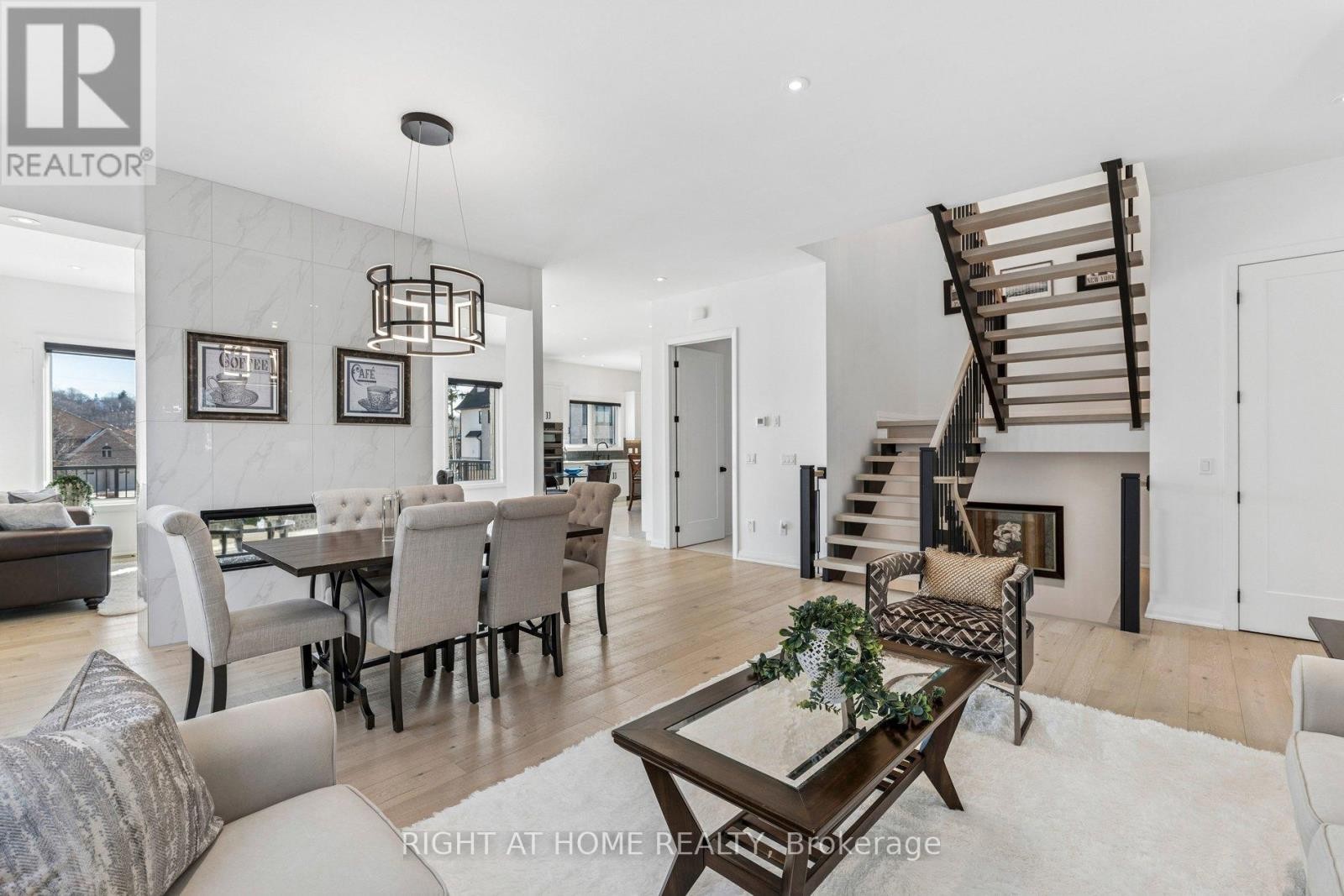 












66 KENMIR AVENUE

,
Niagara-on-the-Lake (St. Davids),




Ontario
L0S1J0

