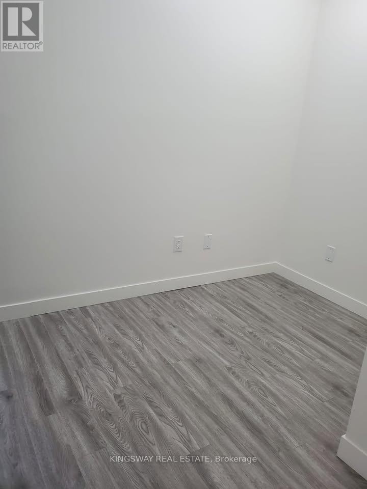 












709 - 128 KING STREET

,
Waterloo,




Ontario
N2J2X9

