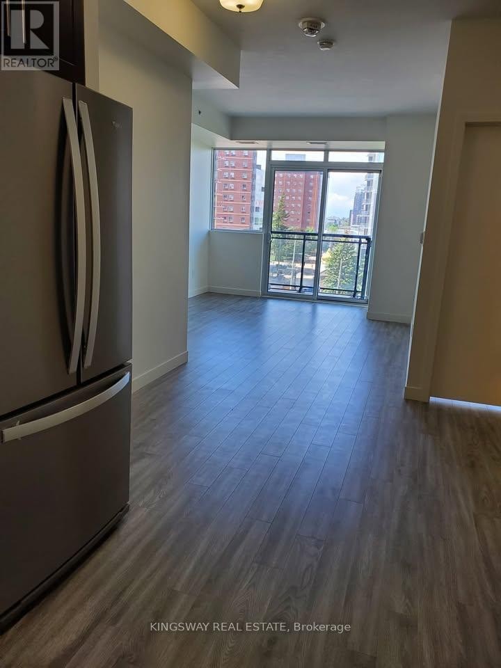 












709 - 128 KING STREET

,
Waterloo,




Ontario
N2J2X9

