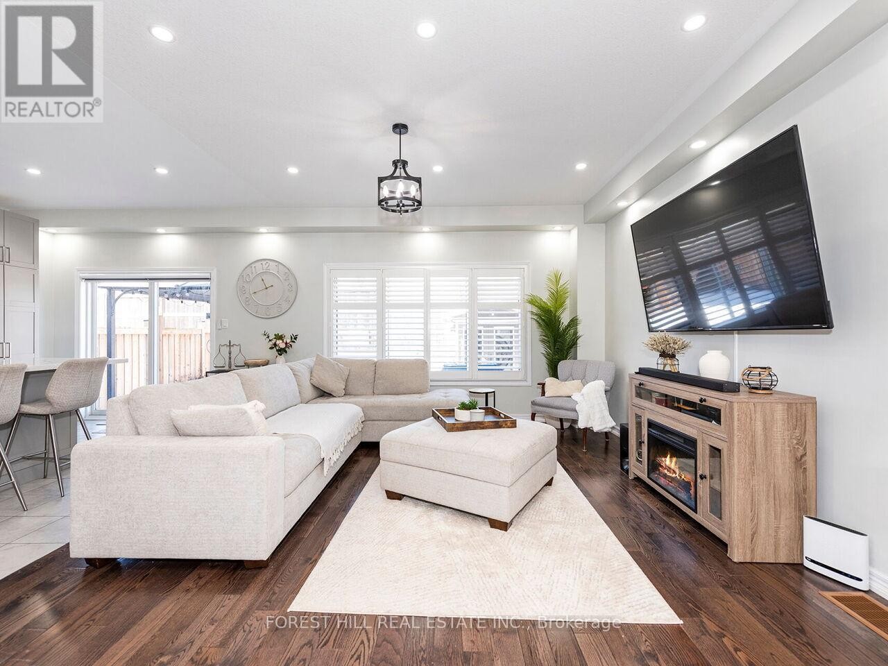 












488 LINDEN DRIVE

,
Cambridge,




Ontario
N3H5L5

