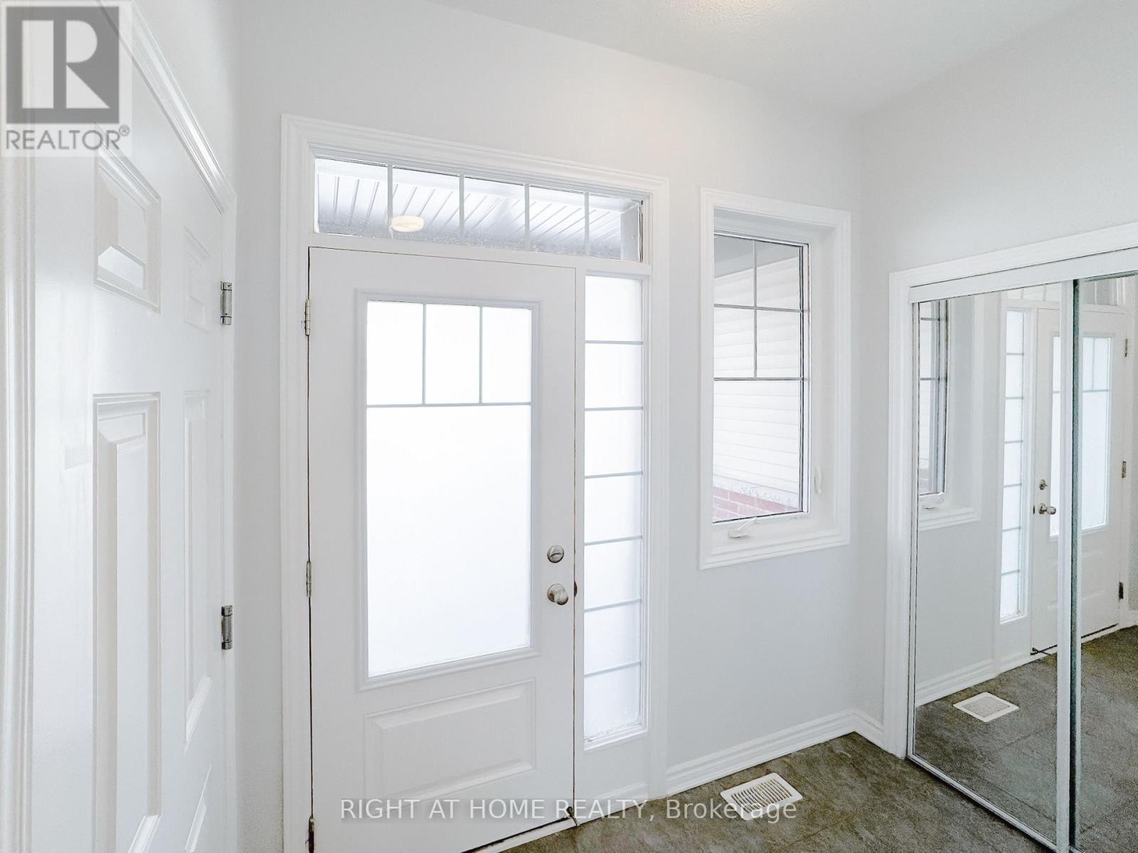 












771 BRITTANIC ROAD

,
Ottawa,




Ontario
K2V0R3

