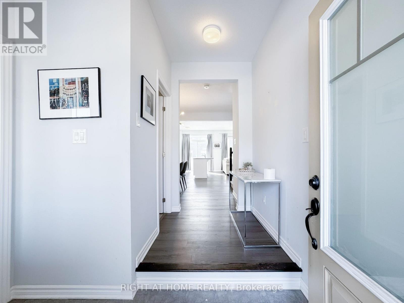 












771 BRITTANIC ROAD

,
Ottawa,




Ontario
K2V0R3

