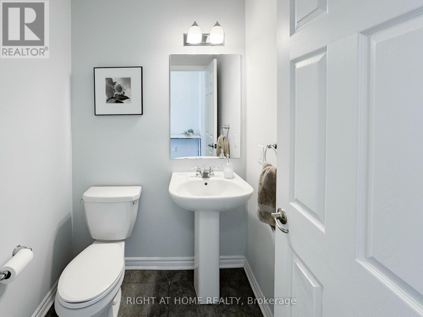 












771 BRITTANIC ROAD

,
Ottawa,




Ontario
K2V0R3

