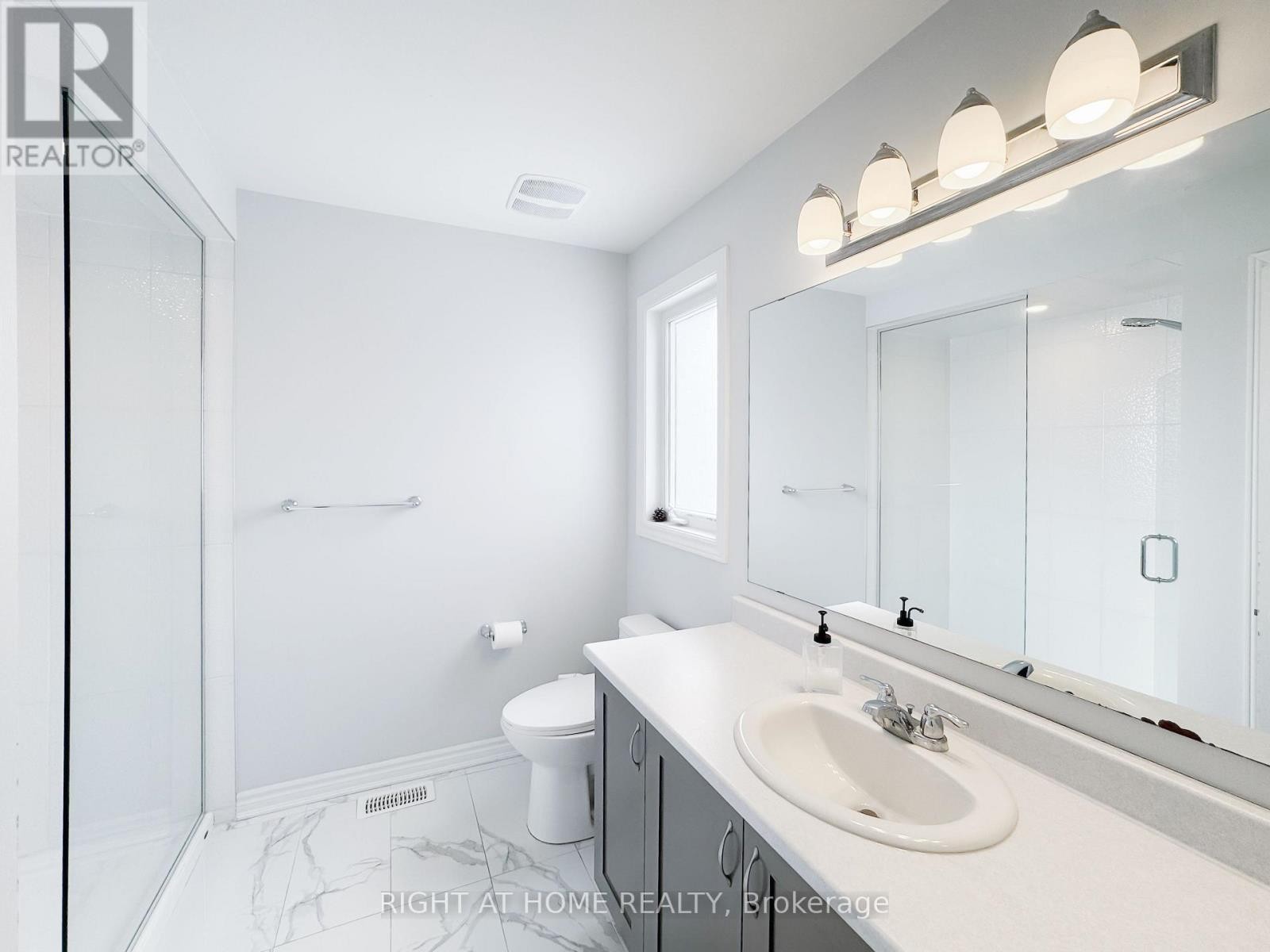 












771 BRITTANIC ROAD

,
Ottawa,




Ontario
K2V0R3

