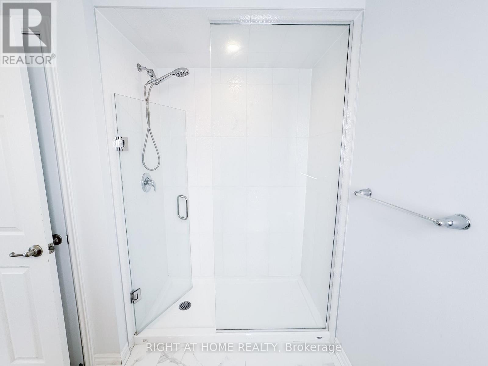 












771 BRITTANIC ROAD

,
Ottawa,




Ontario
K2V0R3

