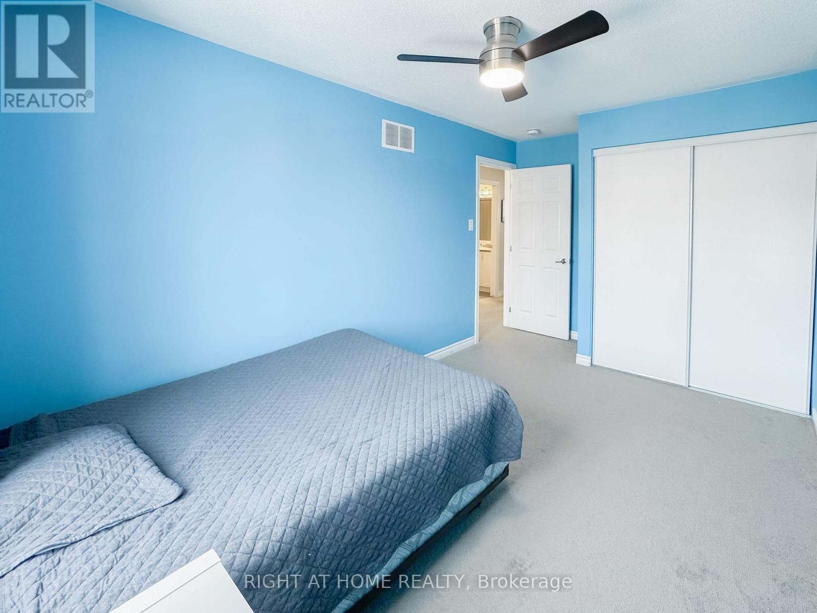 












771 BRITTANIC ROAD

,
Ottawa,




Ontario
K2V0R3

