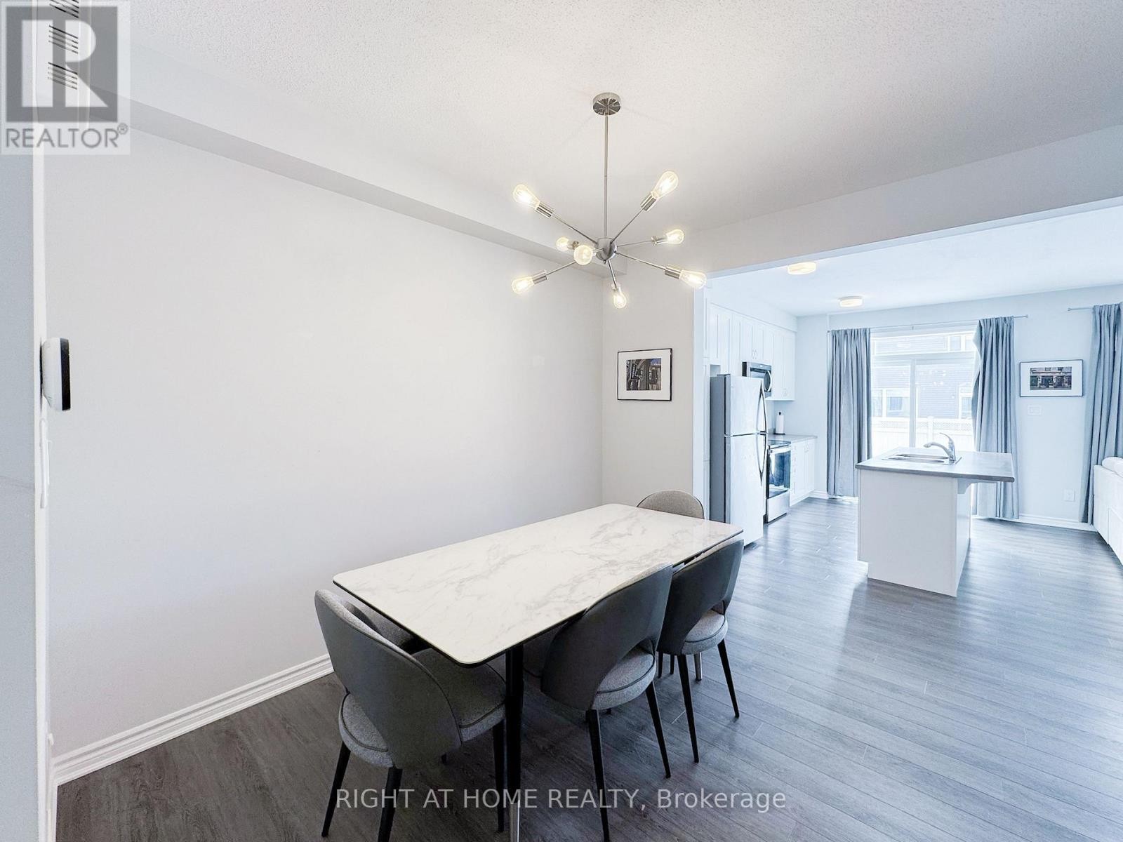 












771 BRITTANIC ROAD

,
Ottawa,




Ontario
K2V0R3

