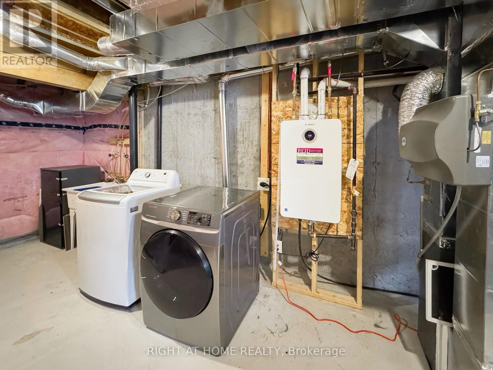 












771 BRITTANIC ROAD

,
Ottawa,




Ontario
K2V0R3

