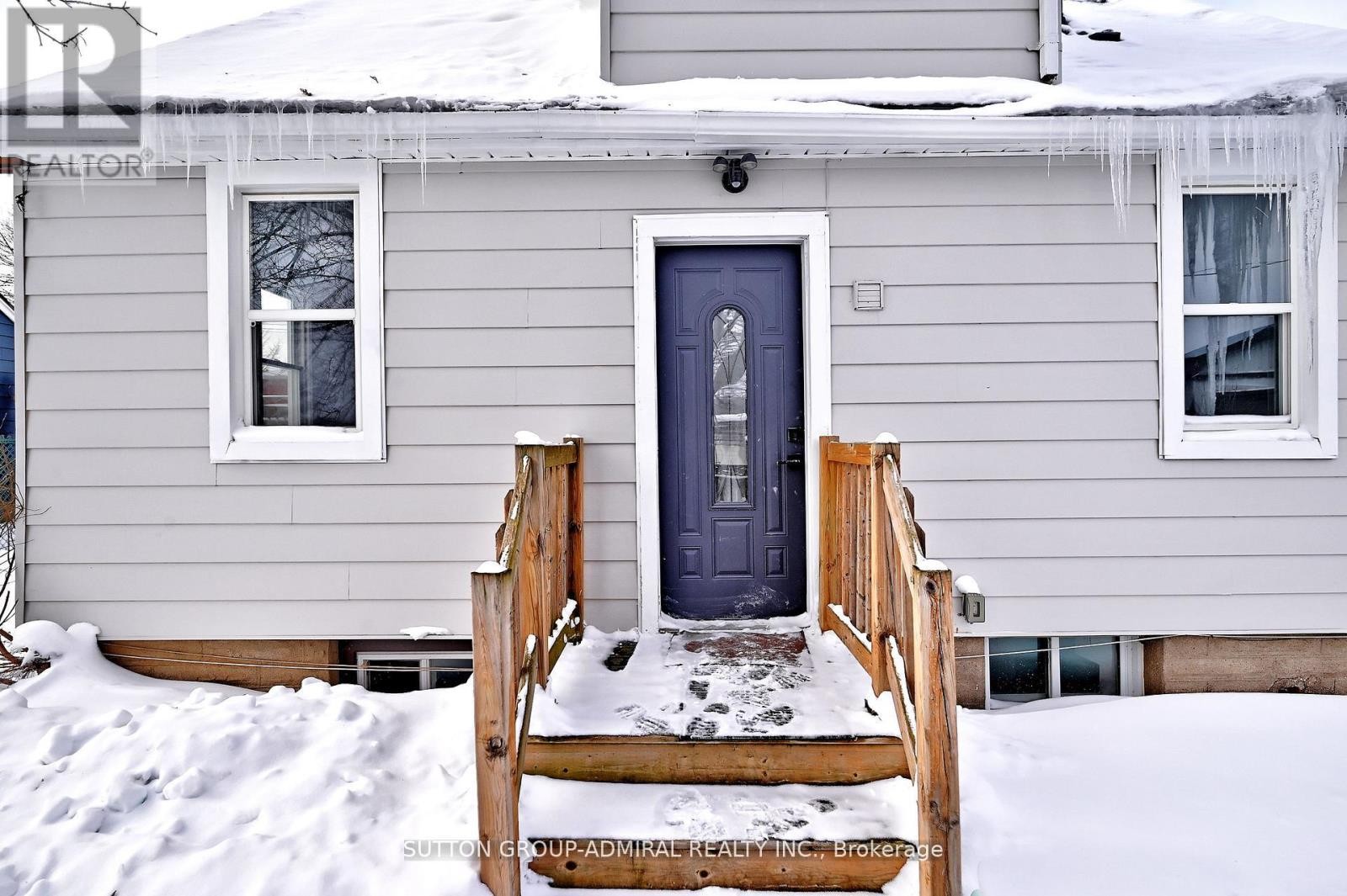 












145 NINTH AVENUE

,
Kitchener,




Ontario
N2C1T1

