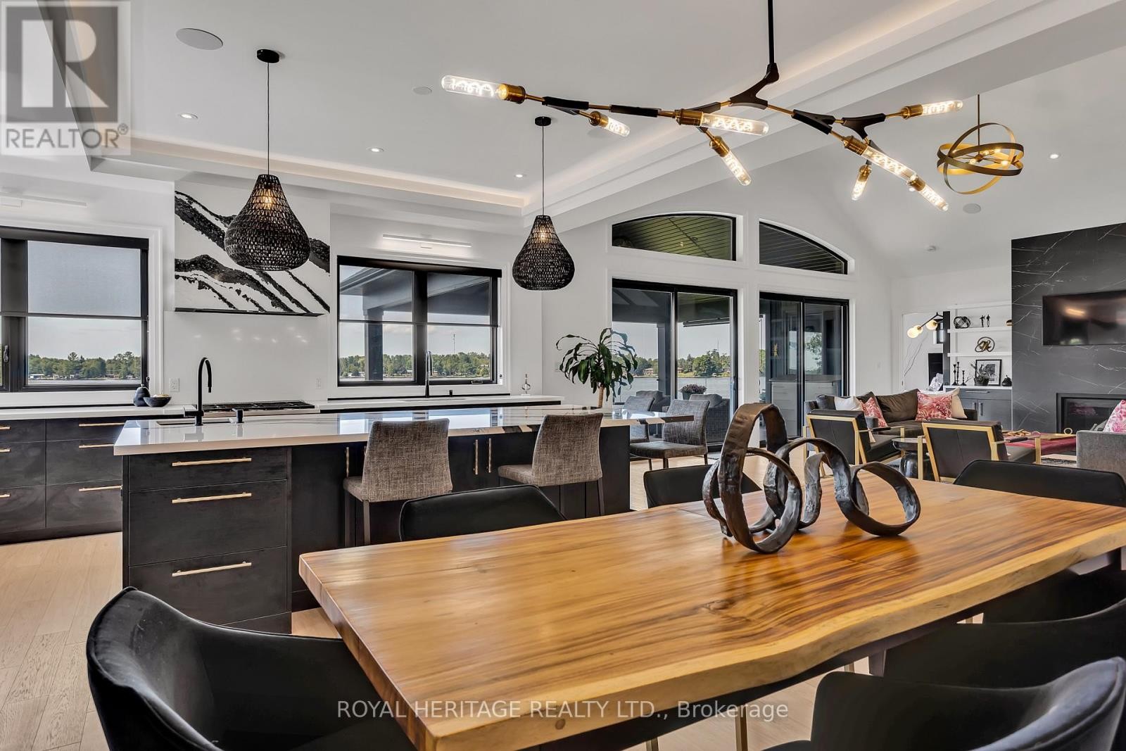 












74 FIRE ROUTE 70 ROUTE

,
Trent Lakes,




Ontario
K0L1J0

