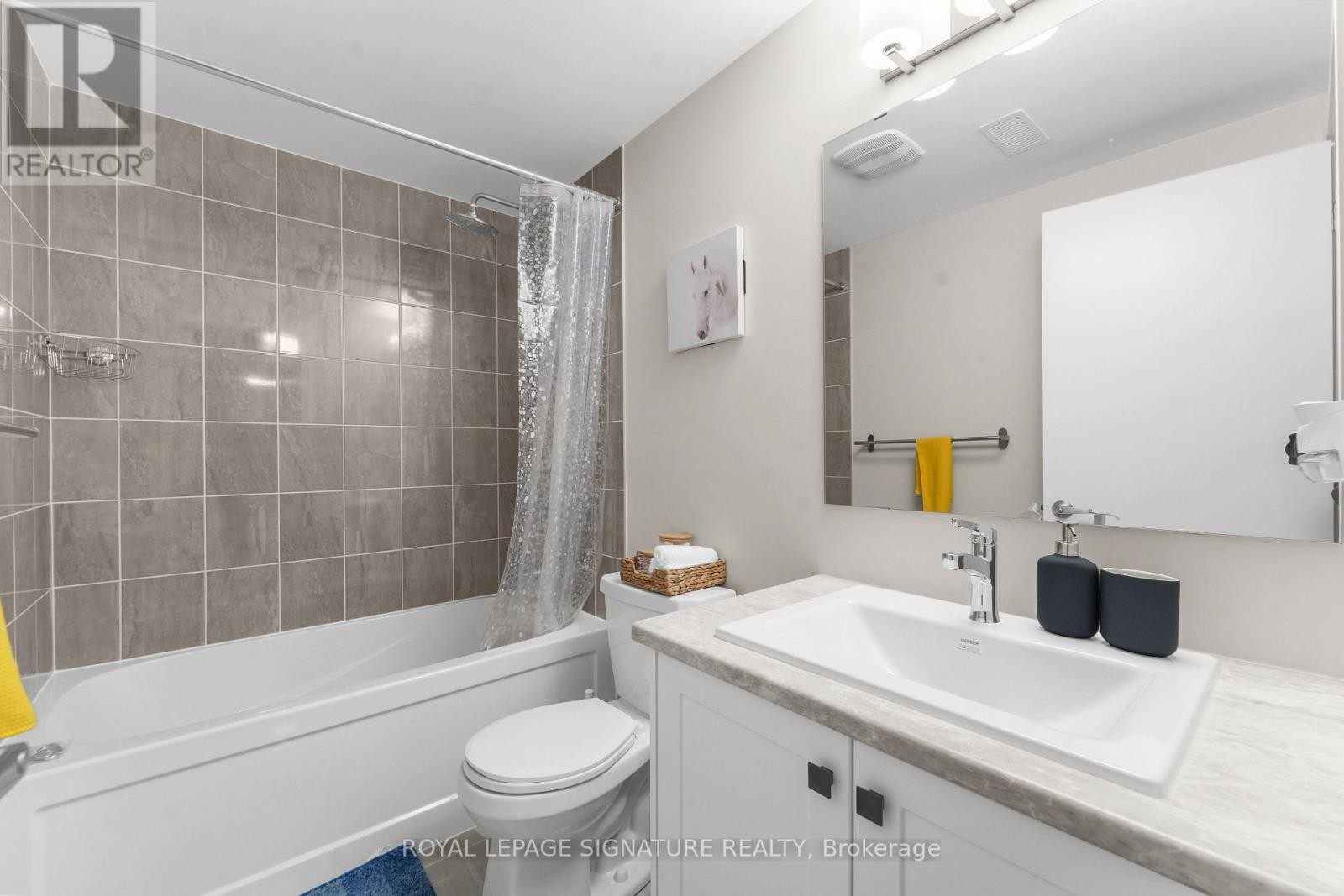 












280 SAPLING GROVE S

,
Ottawa,




Ontario
K2J7L9

