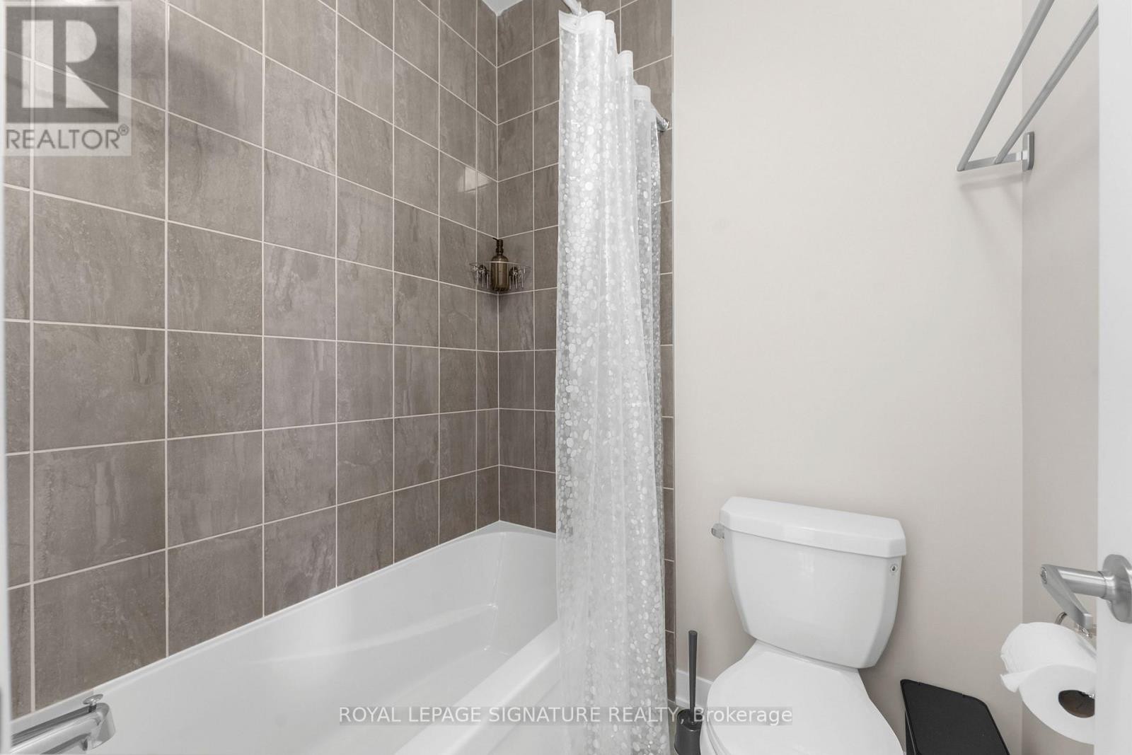 












280 SAPLING GROVE S

,
Ottawa,




Ontario
K2J7L9

