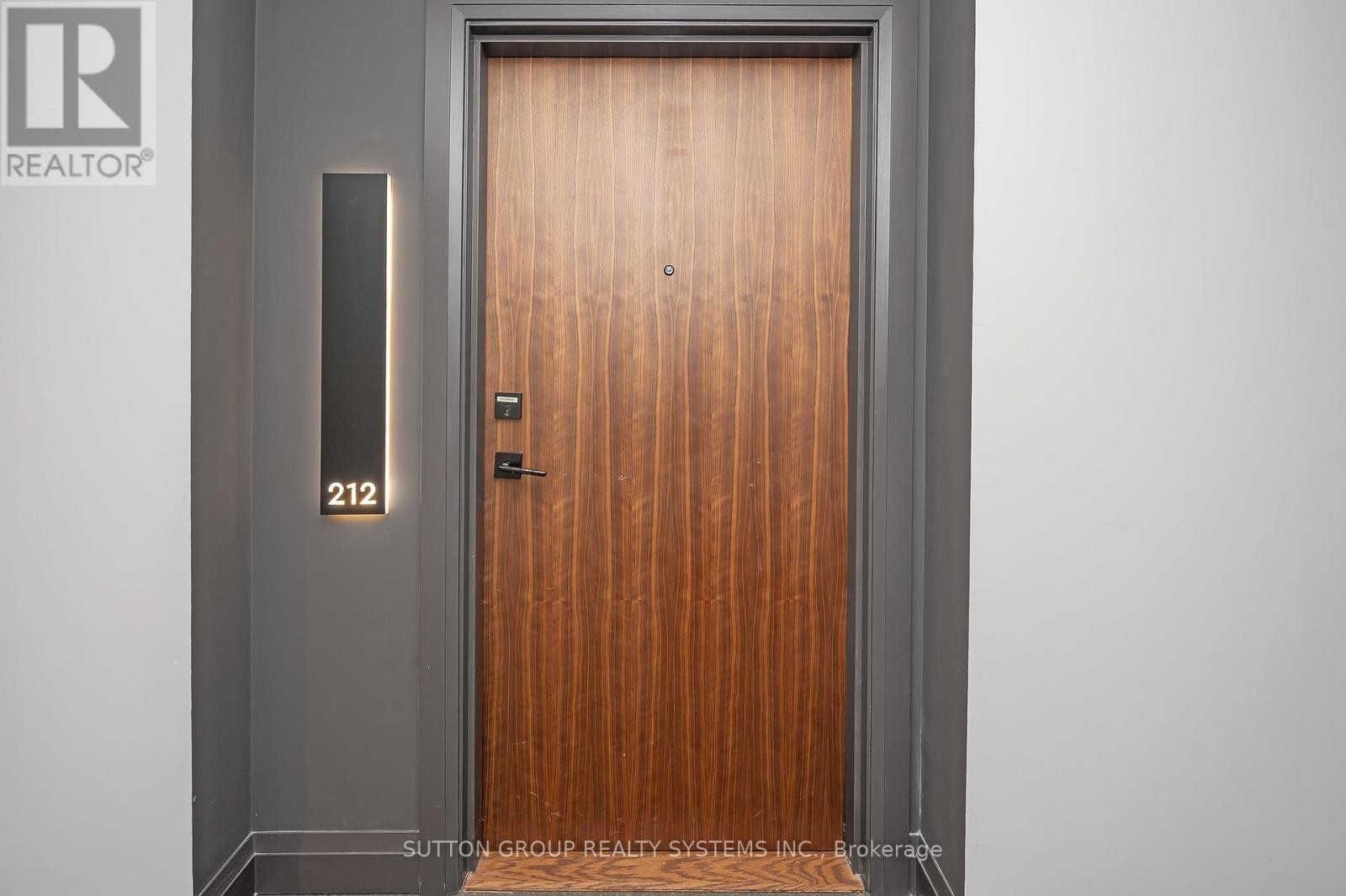 












212 - 121 HIGHWAY 8

,
Hamilton (Stoney Creek),




Ontario
L8G0A3

