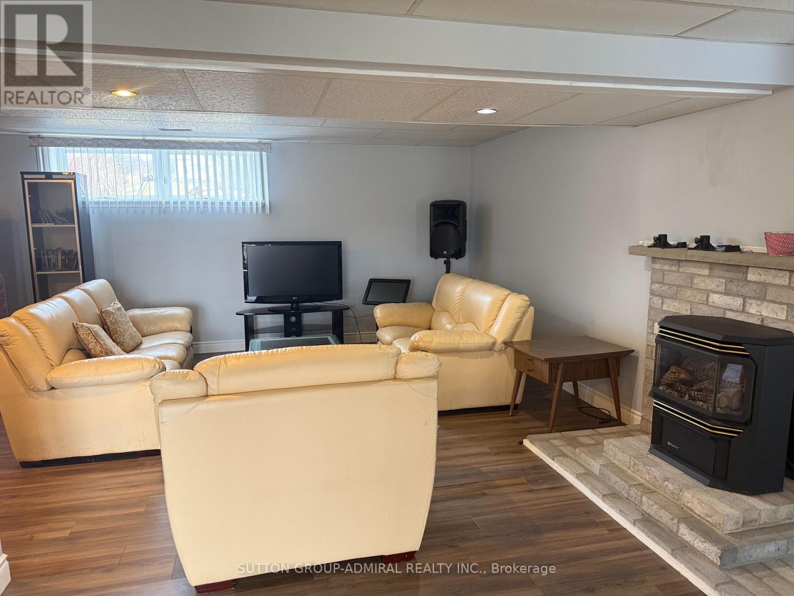 












5554 RICE LAKE SCENIC DRIVE

,
Hamilton Township,




Ontario
K0K2E0

