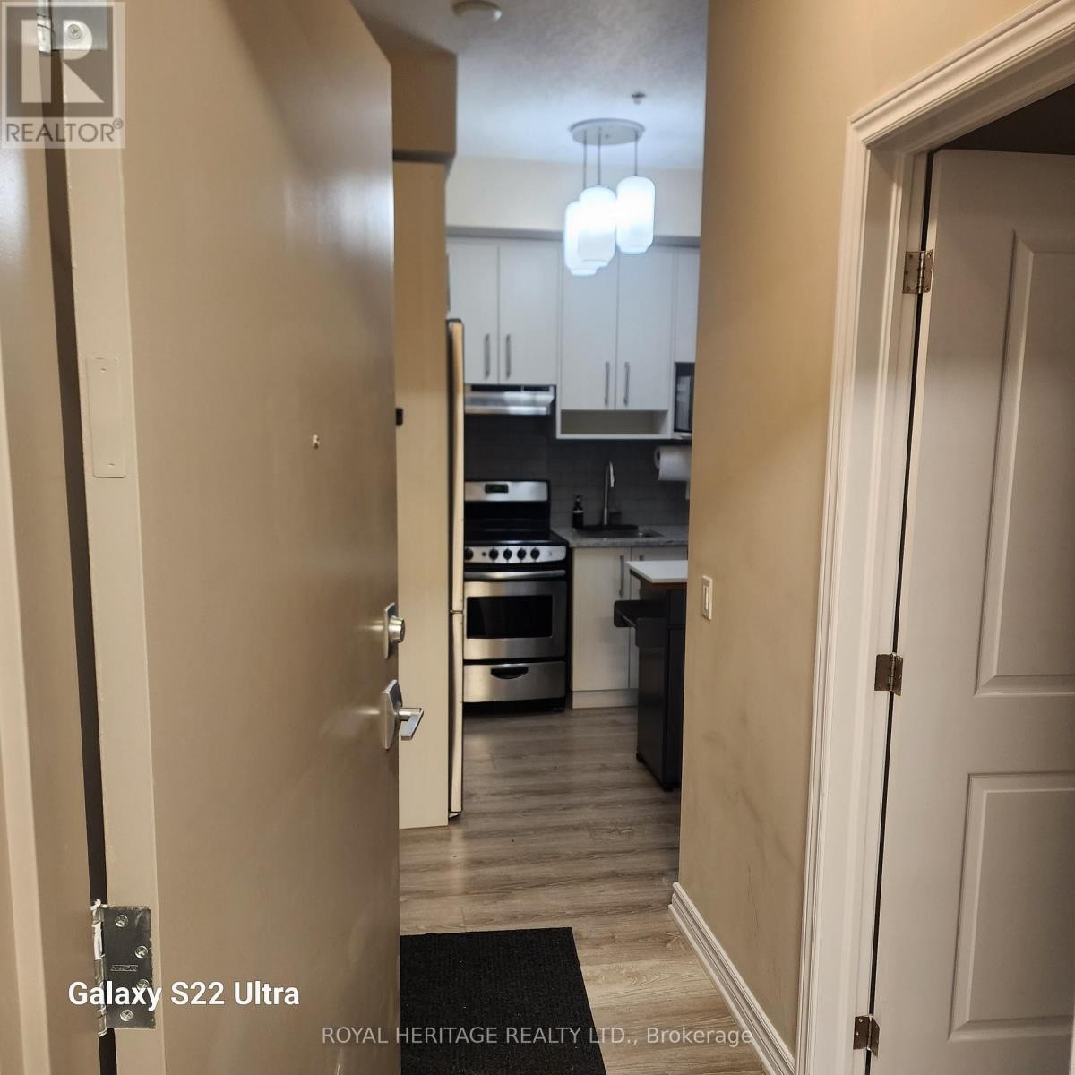 












513 - 10 ESPLANADE LANE

,
Grimsby (Grimsby Beach),




Ontario
L3M0H1

