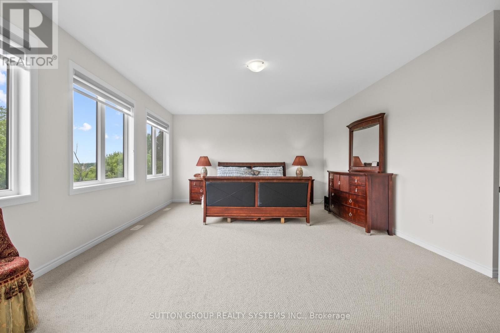 












34 MEARS ROAD

,
Brant (Paris),




Ontario
N3L0M6

