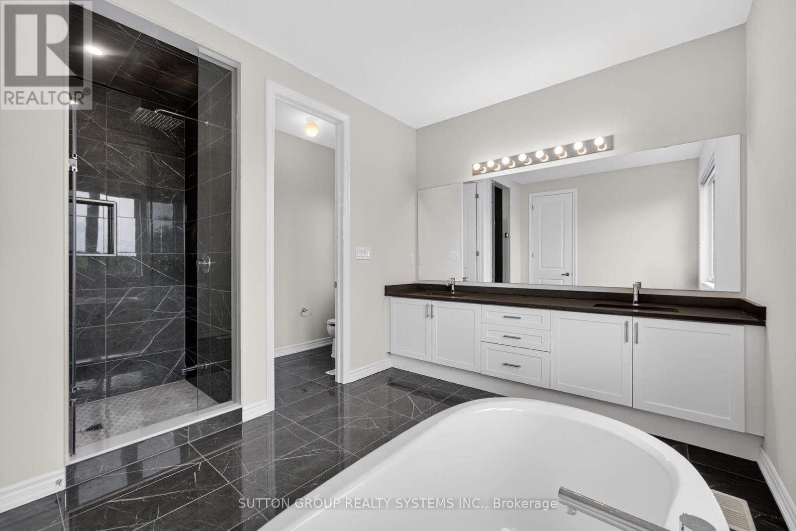 












34 MEARS ROAD

,
Brant (Paris),




Ontario
N3L0M6

