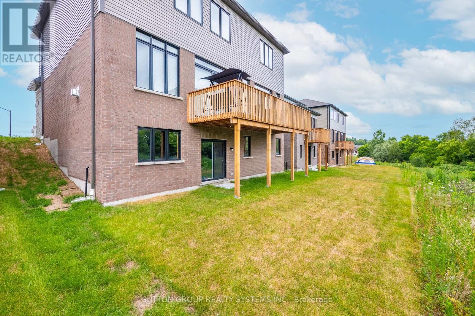 












34 MEARS ROAD

,
Brant (Paris),




Ontario
N3L0M6

